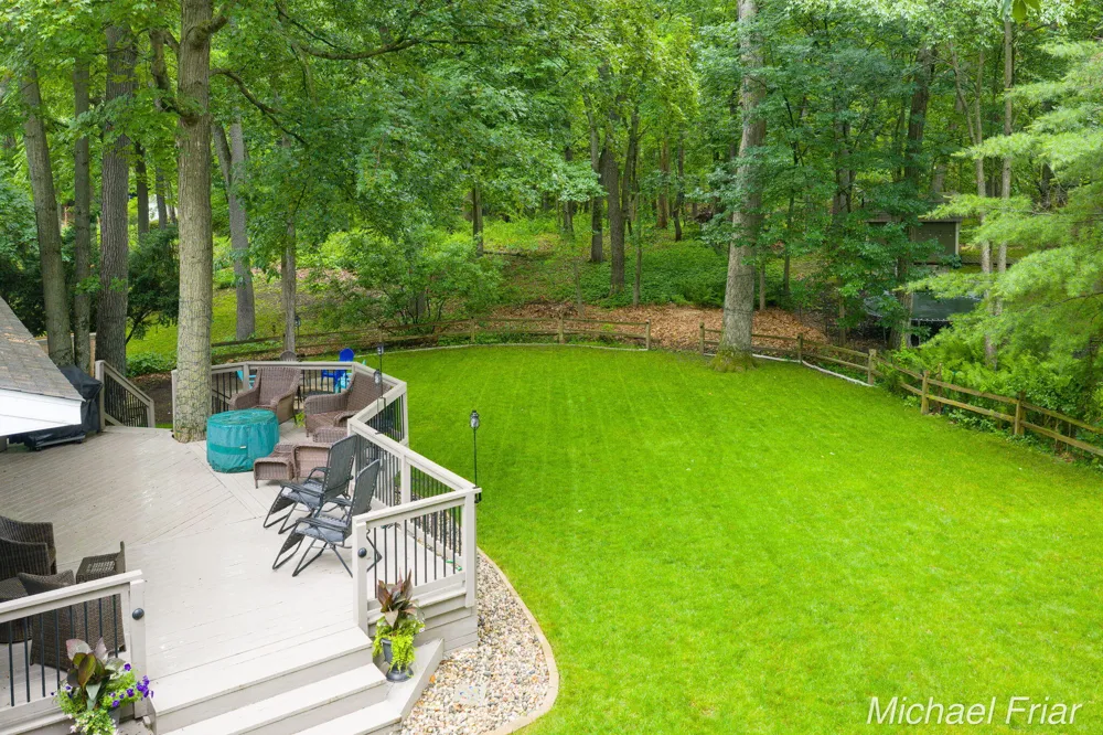 2700 Shadowbrook Drive SE Cascade Charter Township, MI 49546