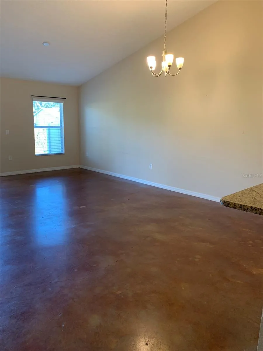 700 DAKOTA AVENUE St Cloud, FL 34769