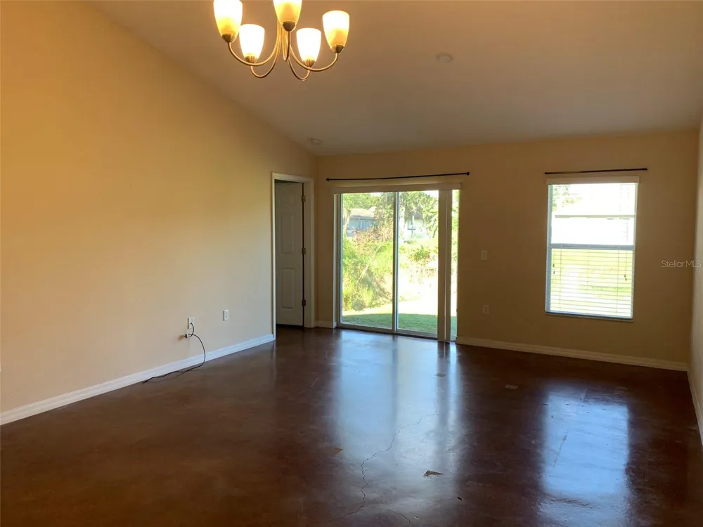 700 DAKOTA AVENUE St Cloud, FL 34769