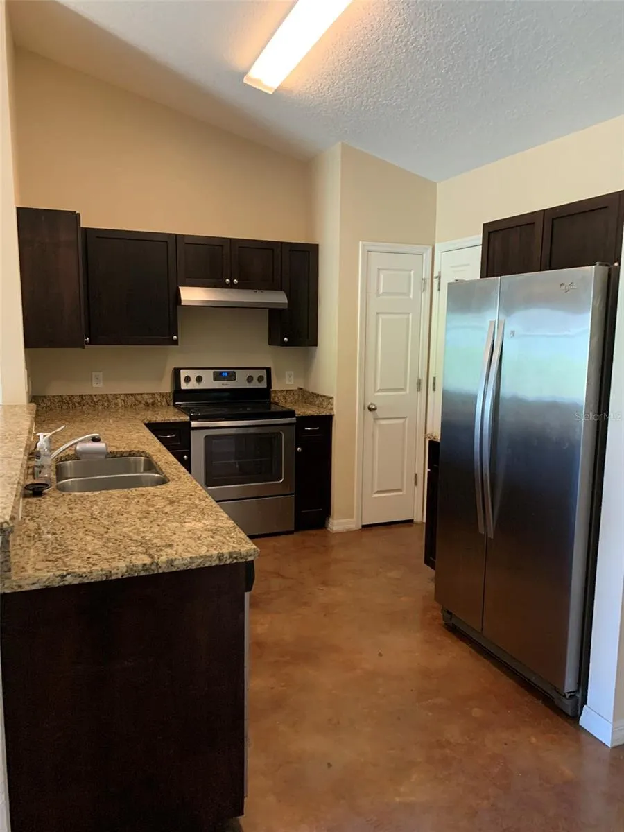 700 DAKOTA AVENUE St Cloud, FL 34769