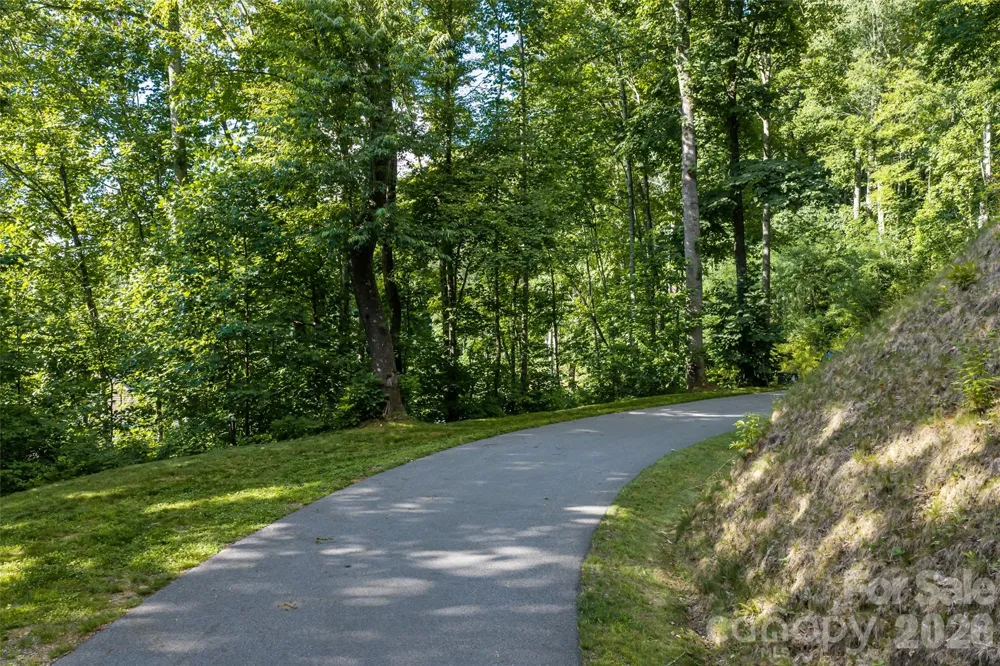 1043 Moss Creek Lane #69 Swannanoa, NC 28778