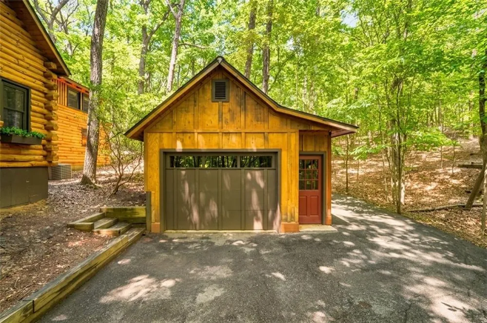 115 Owls Brow Big Canoe, GA 30143
