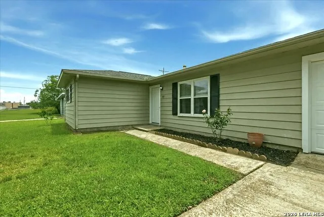 3411 Bowling Ln. Orange, TX 77630