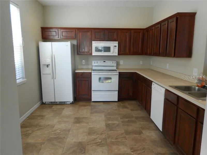 3911 PEMBERLY PINES CIRCLE St Cloud, FL 34769