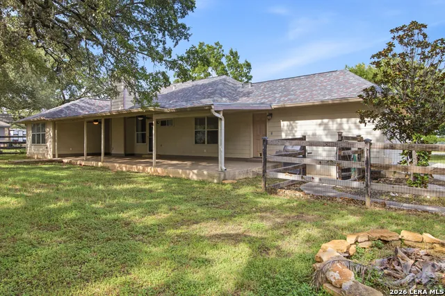 157 Park Road Bandera, TX 78003