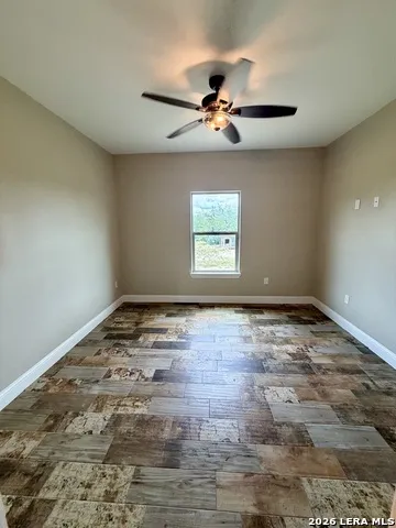 17059 FM 1021 El Indio, TX 78860