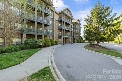 9 Kenilworth Knolls #303