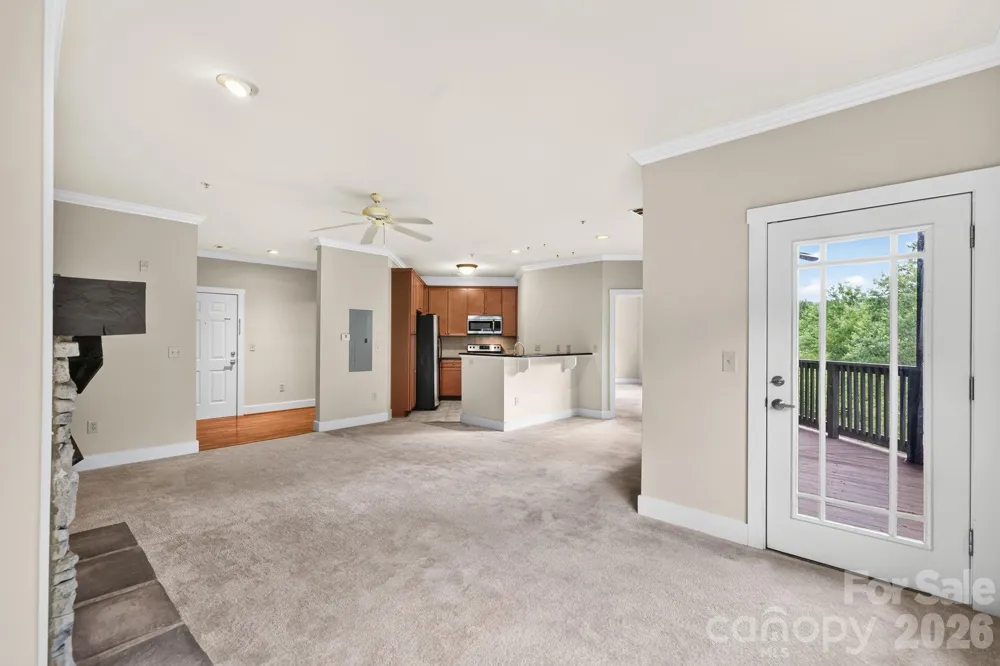 9 Kenilworth Knolls #303 Asheville, NC 28805
