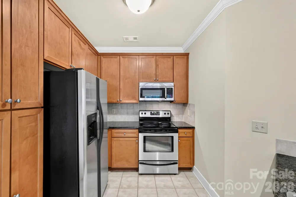 9 Kenilworth Knolls #303 Asheville, NC 28805