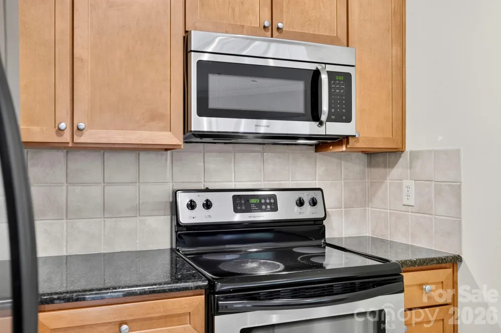 9 Kenilworth Knolls #303 Asheville, NC 28805