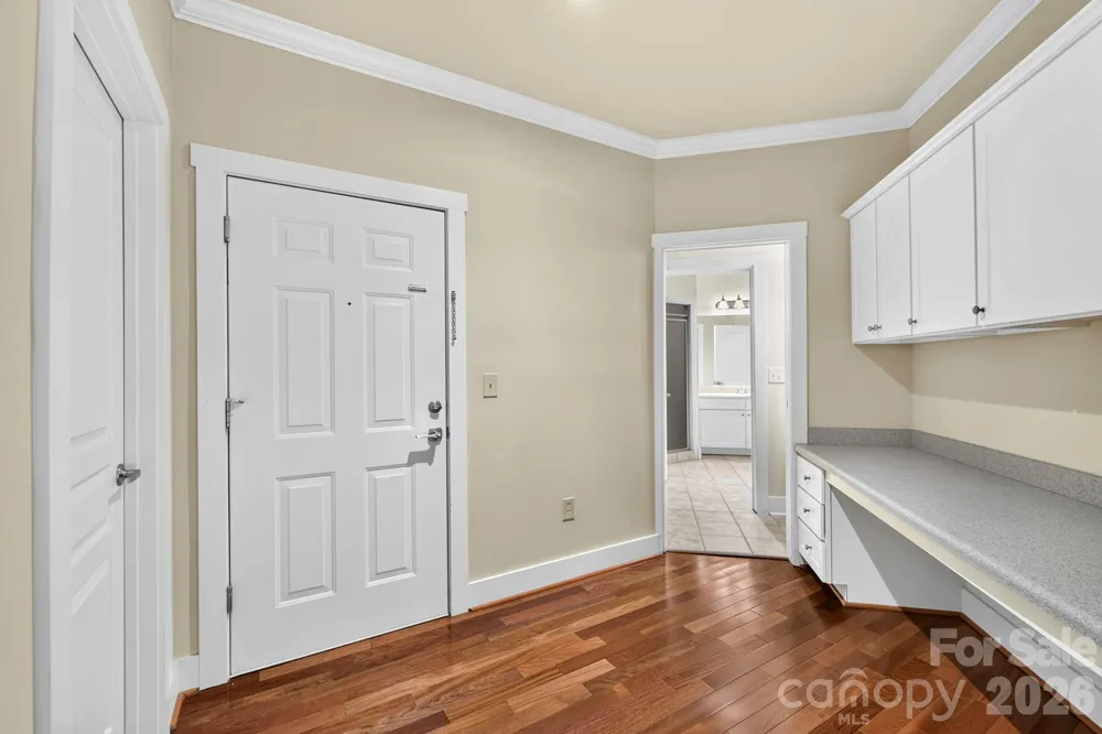 9 Kenilworth Knolls #303 Asheville, NC 28805