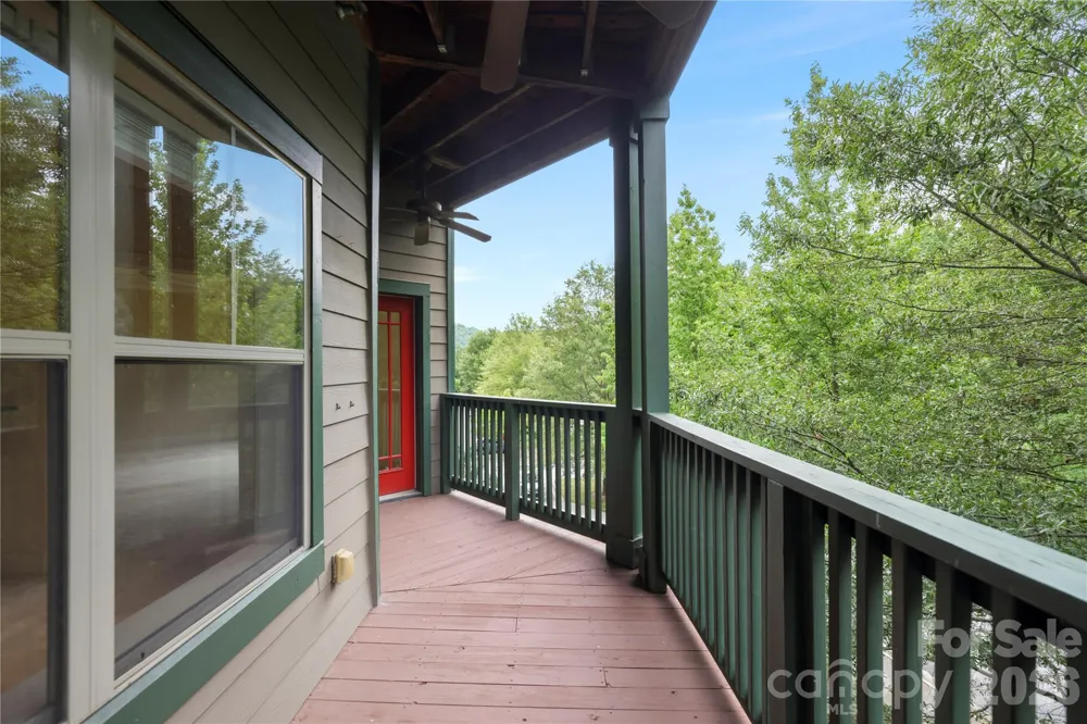 9 Kenilworth Knolls #303 Asheville, NC 28805