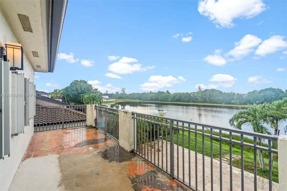 3654 SW 150th Ct Miami, FL 33185