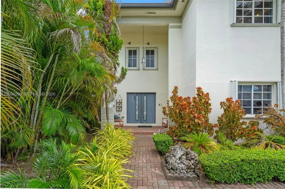 3654 SW 150th Ct Miami, FL 33185
