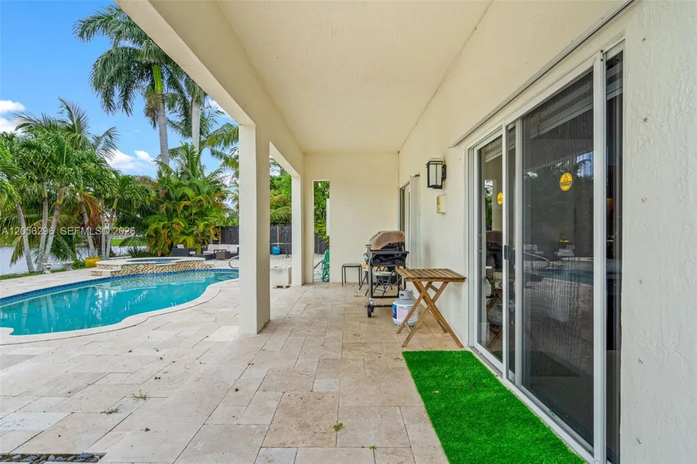 3654 SW 150th Ct Miami, FL 33185