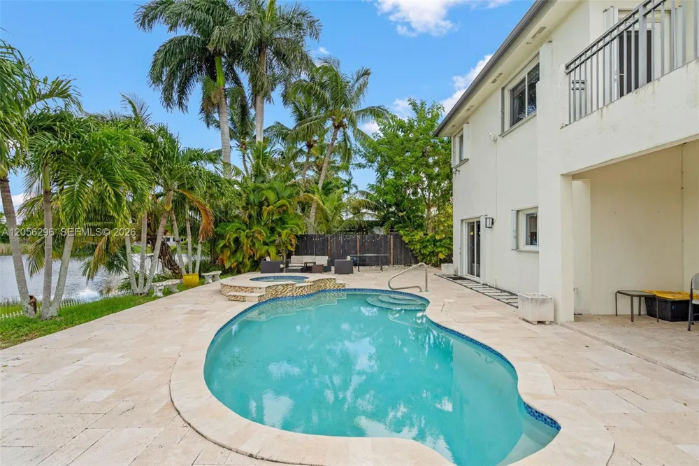 3654 SW 150th Ct Miami, FL 33185