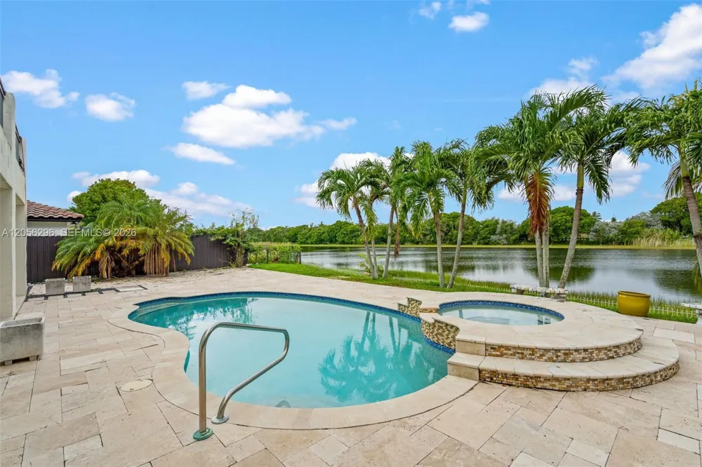 3654 SW 150th Ct Miami, FL 33185