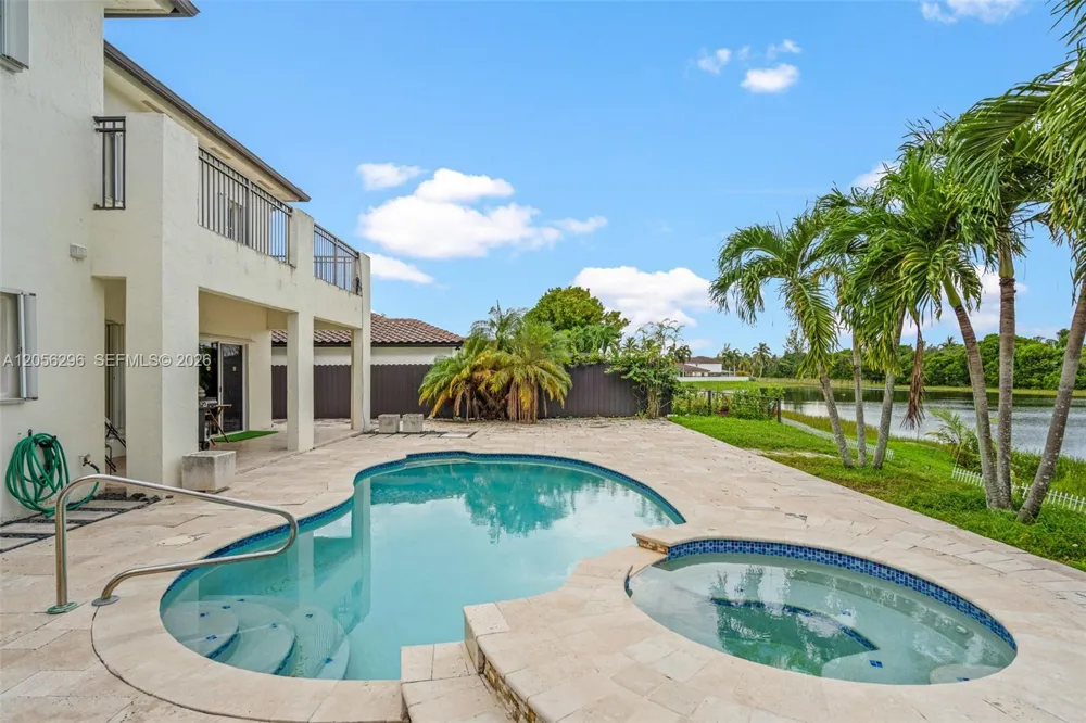 3654 SW 150th Ct Miami, FL 33185