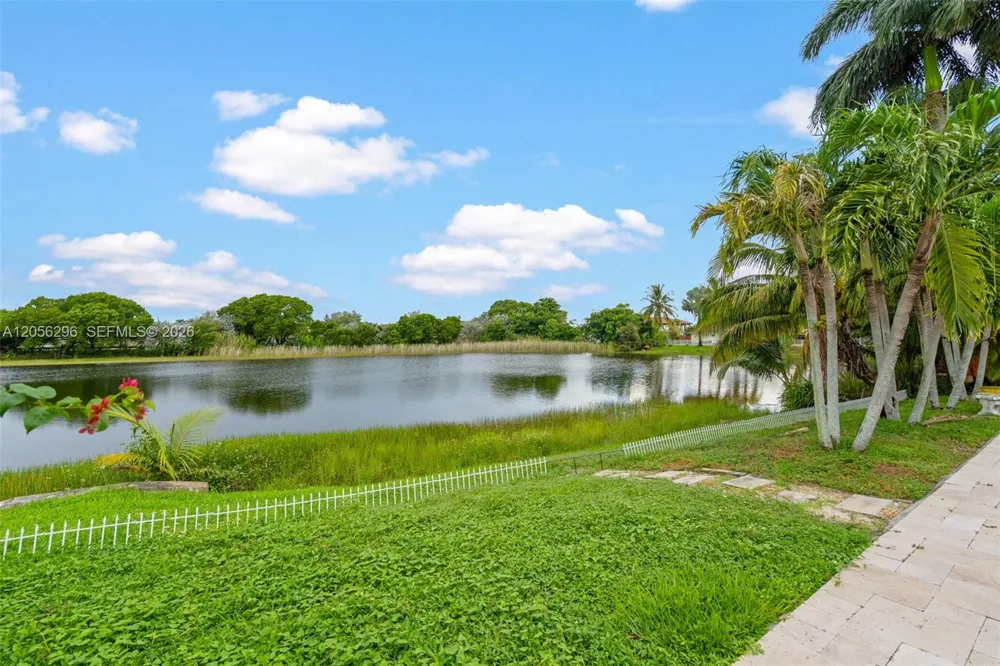 3654 SW 150th Ct Miami, FL 33185