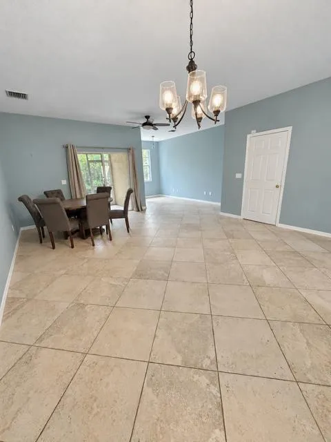 1571 SE HAMPSHIRE WAY #102 Stuart, FL 34994