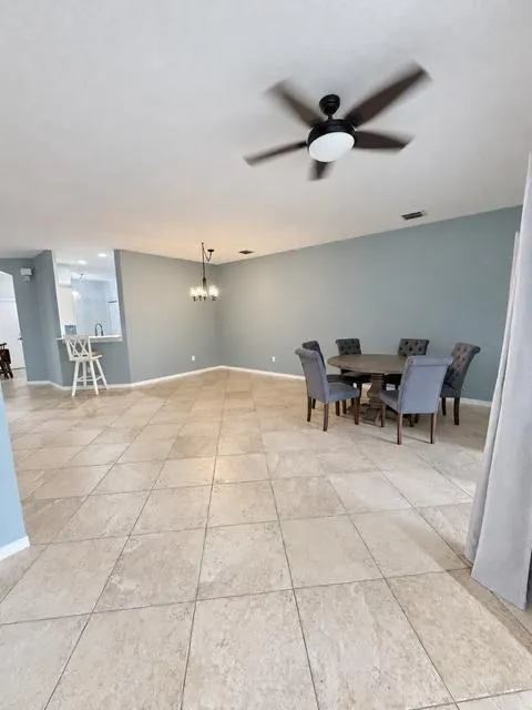 1571 SE HAMPSHIRE WAY #102 Stuart, FL 34994