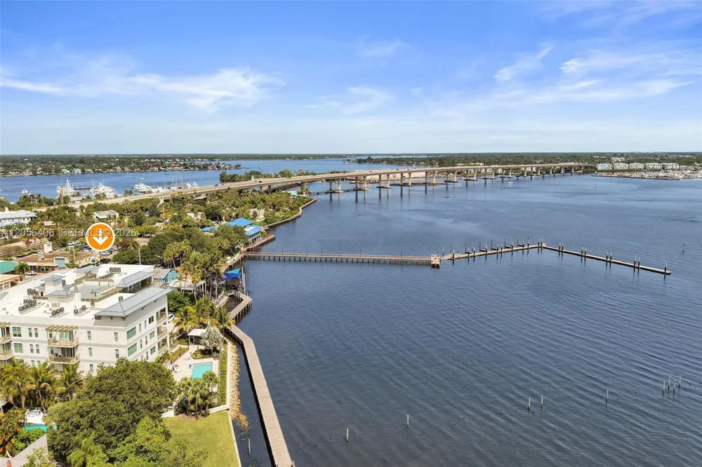 41 Seminole Street SW #Apt #3-10 Stuart, FL 34994