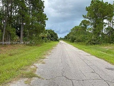 23 Cottagemaid St North Port, FL 34288