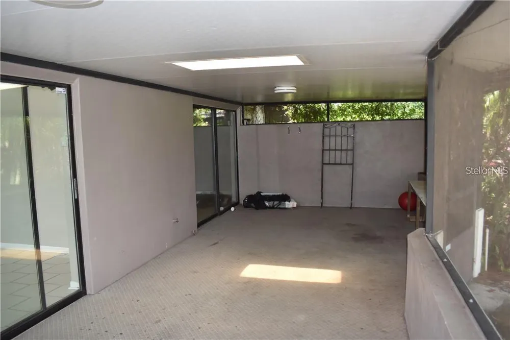 11301 DAREWOOD PLACE Tampa, FL 33624