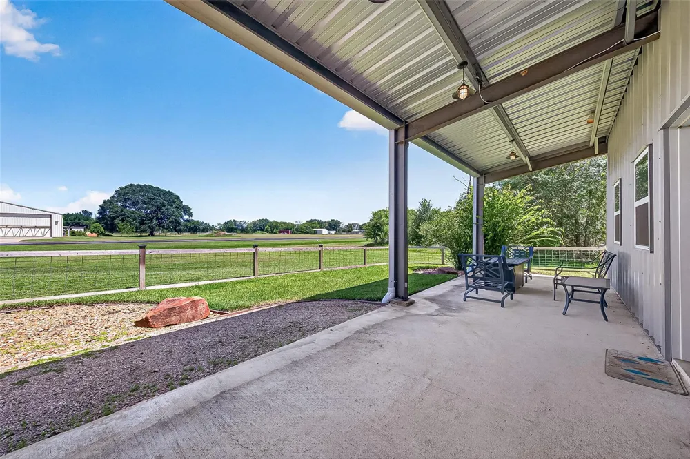 22610 Cessna Road Needville, TX 77461