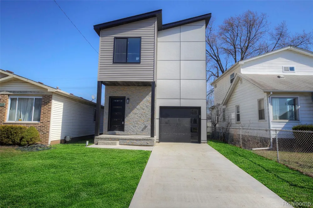 2808 Goodrich Street Ferndale City, MI 48220