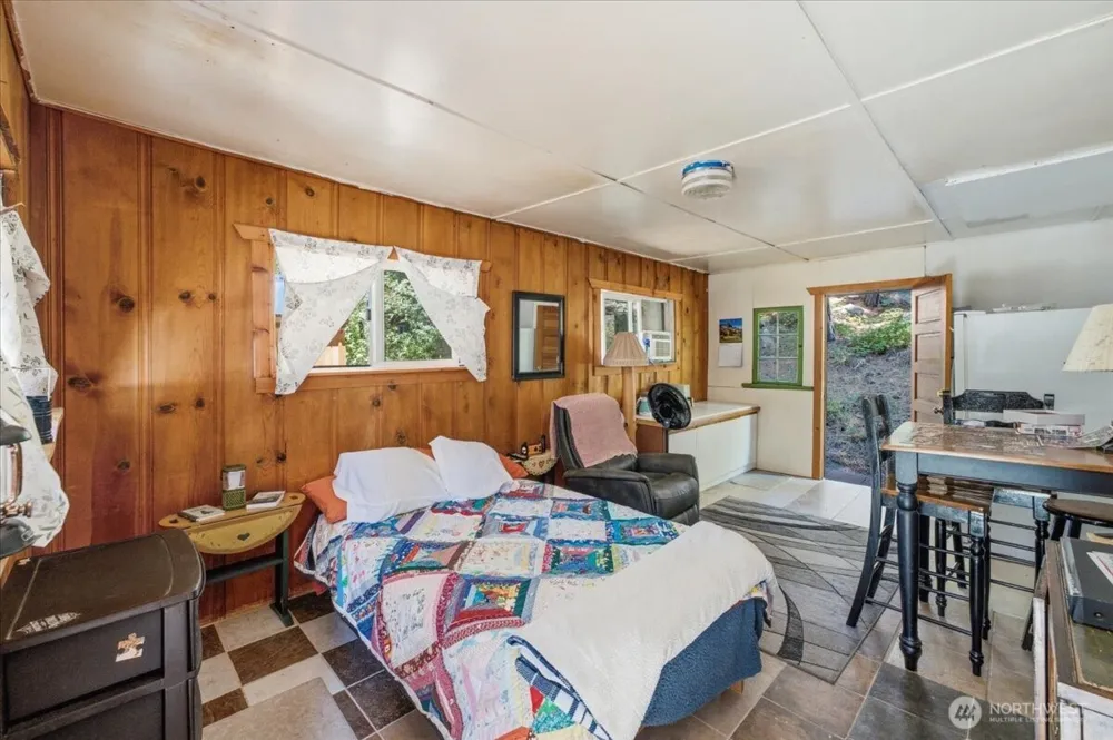 17964 Entiat River Road Entiat, WA 98822