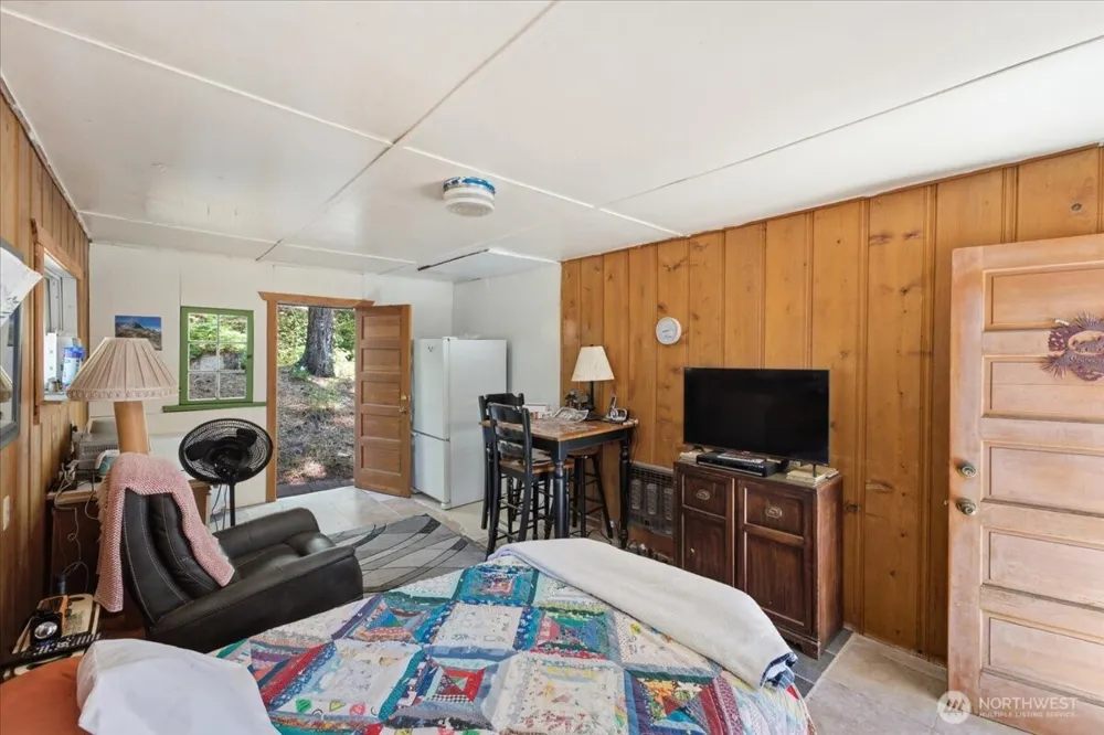 17964 Entiat River Road Entiat, WA 98822