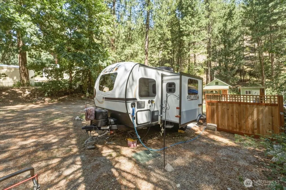 17964 Entiat River Road Entiat, WA 98822