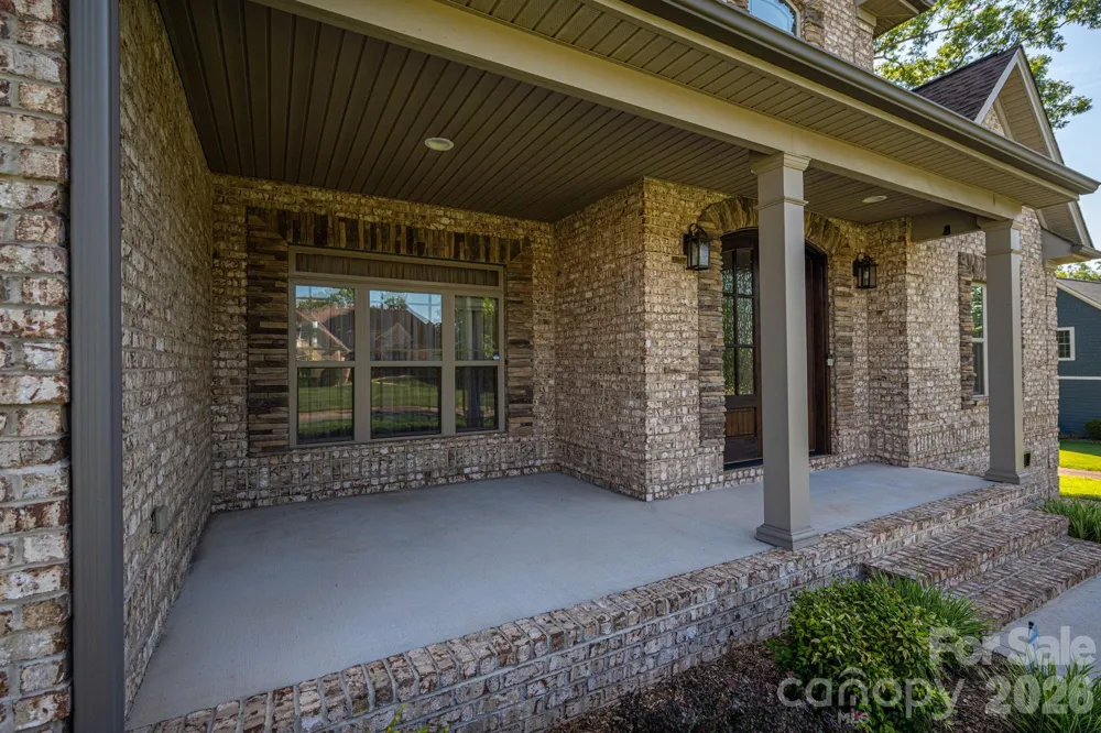 708 Players Ridge Road Hickory, NC 28601