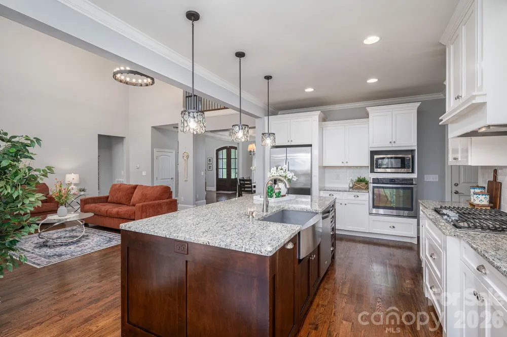 708 Players Ridge Road Hickory, NC 28601