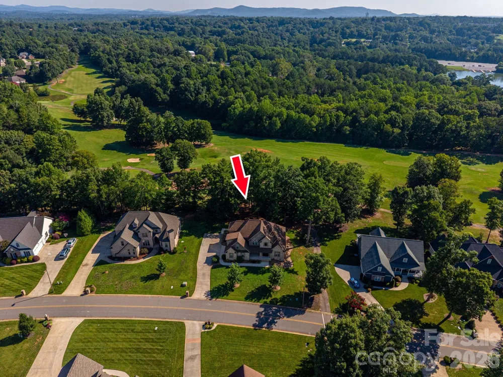 708 Players Ridge Road Hickory, NC 28601