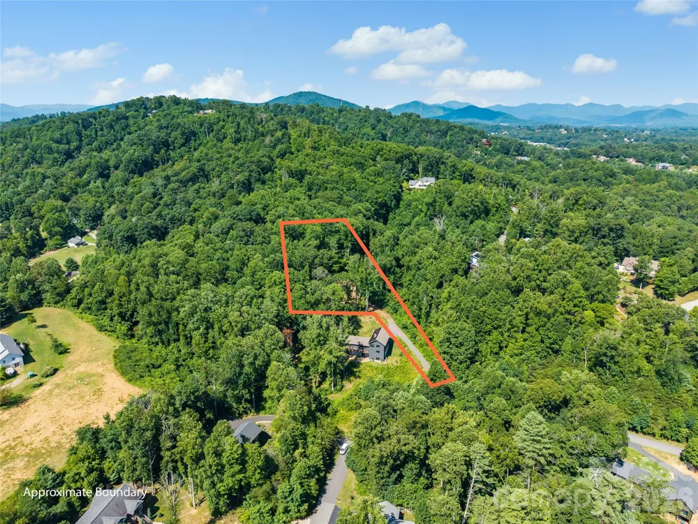 51 Wind Stone Drive Asheville, NC 28804