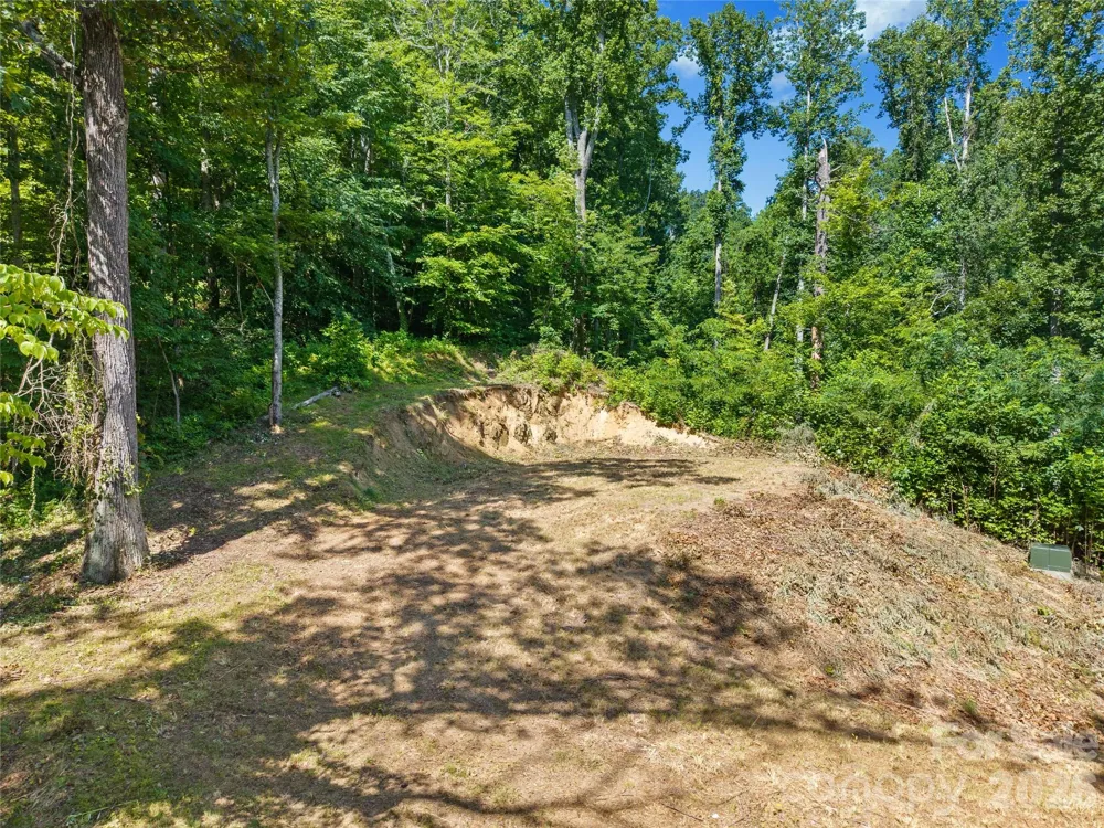 51 Wind Stone Drive Asheville, NC 28804