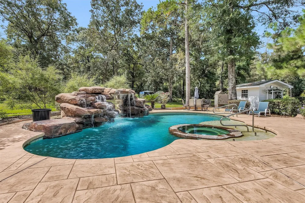 235 Caravella Court Livingston, TX 77351