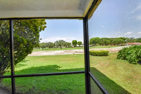 2 SOUTHPORT LANE #C