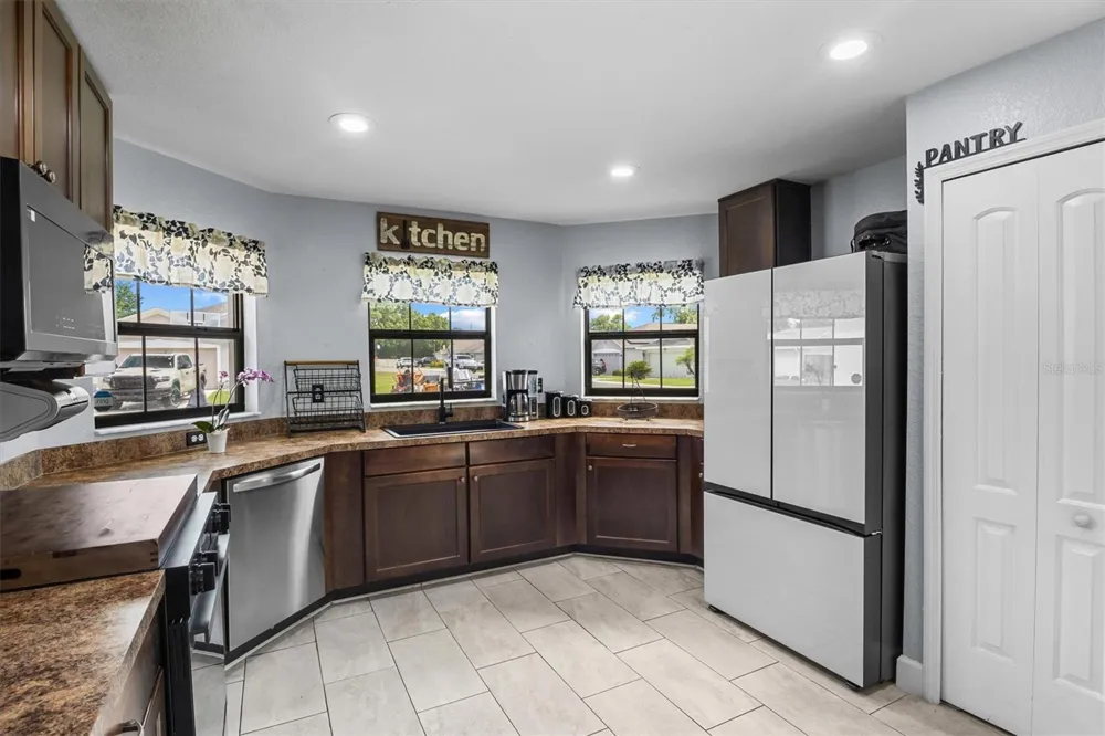 133 CROSSING DRIVE Lakeland, FL 33809