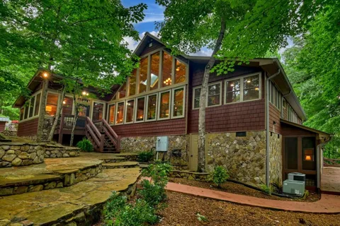 112 Wilscot Valley Drive