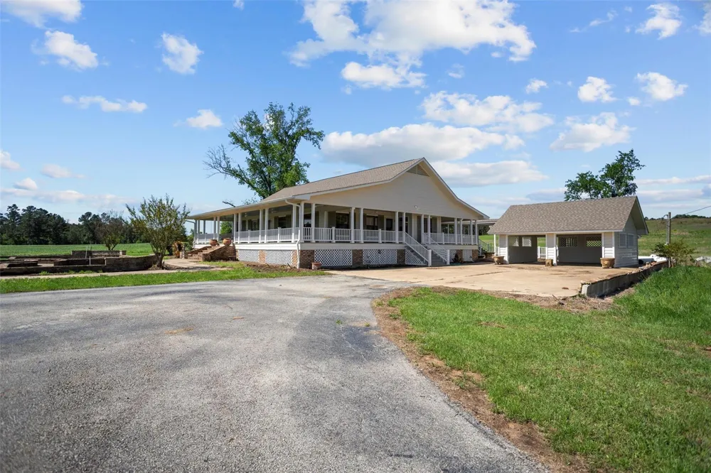 317 Fm 229 Crockett, TX 75835