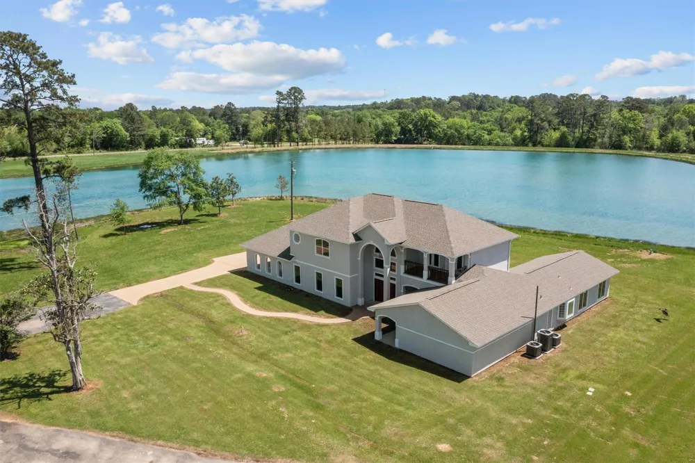317 Fm 229 Crockett, TX 75835