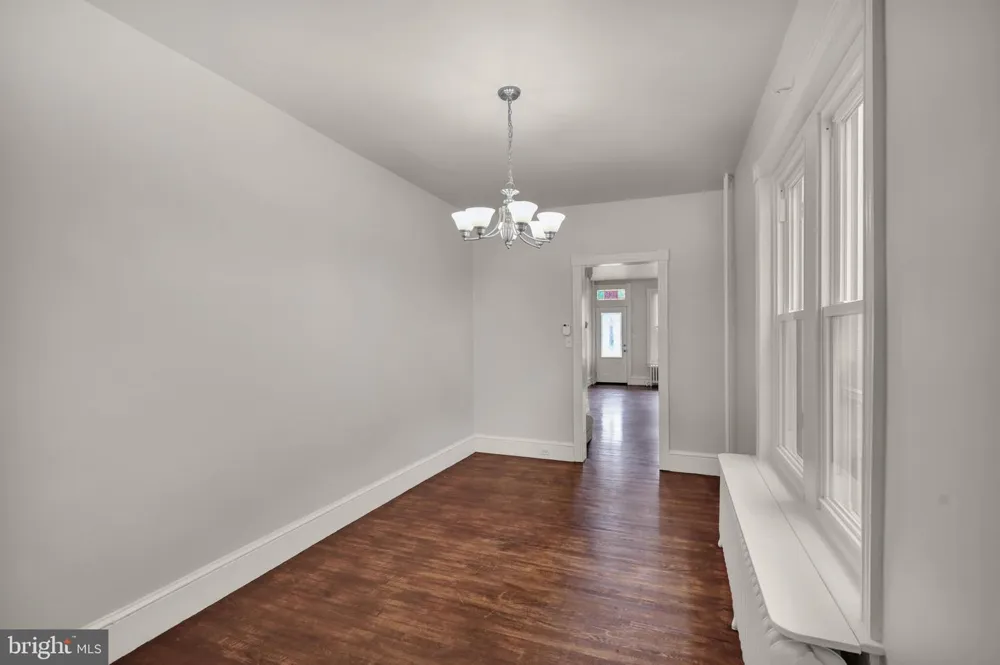 531 WEISER STREET Reading, PA 19601