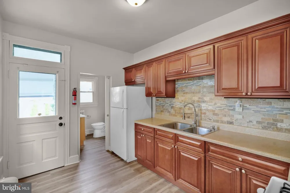 531 WEISER STREET Reading, PA 19601