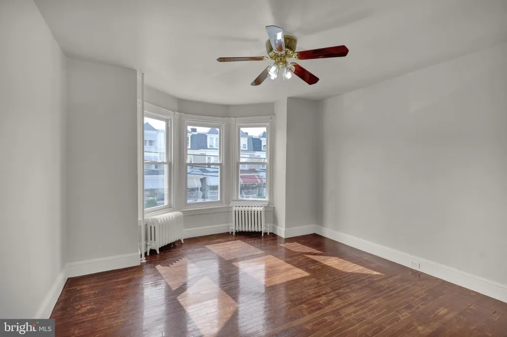531 WEISER STREET Reading, PA 19601