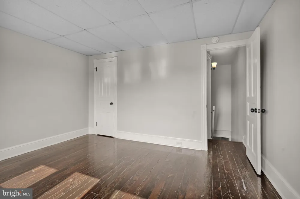 531 WEISER STREET Reading, PA 19601