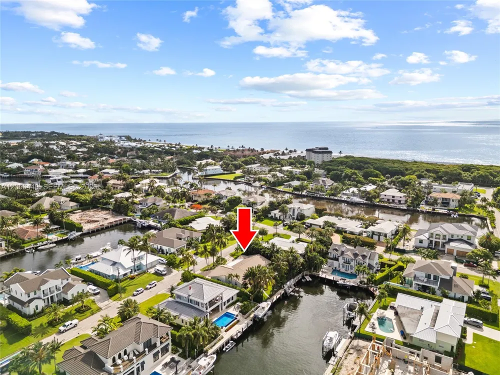 18 Eleuthera Drive Ocean Ridge, FL 33435