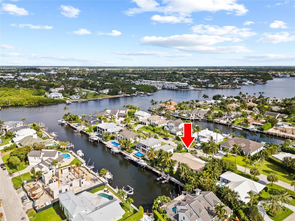 18 Eleuthera Drive Ocean Ridge, FL 33435